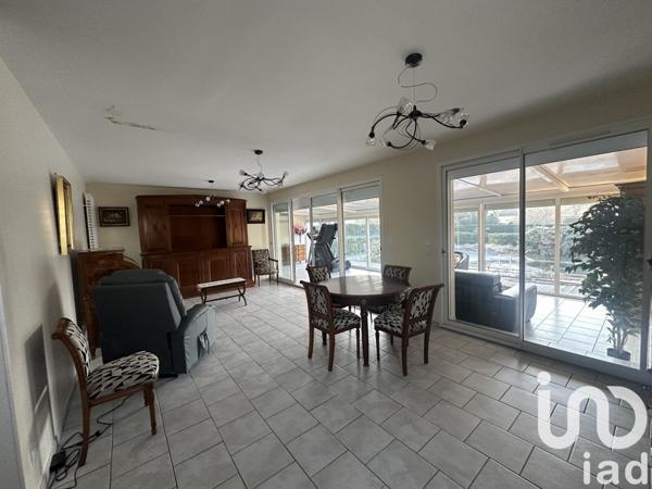 Maison traditionnelle 5 pièces de 126 m² à Morigny-Champigny (91150)