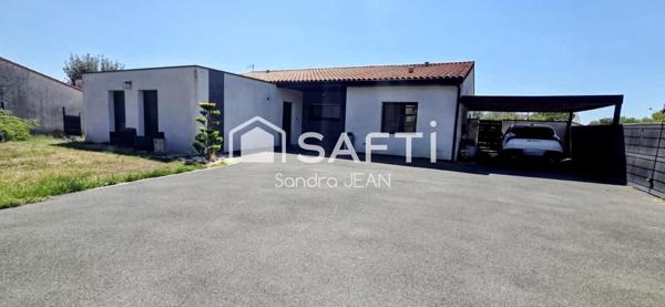 Maison contemporaine de plain-pied avec piscine