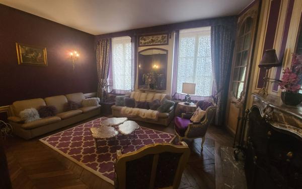 Maison à vendre    13 pièces •  Château-Thierry