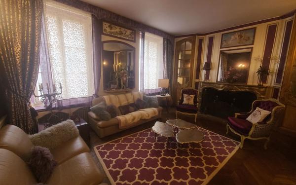 Maison à vendre    13 pièces •  Château-Thierry