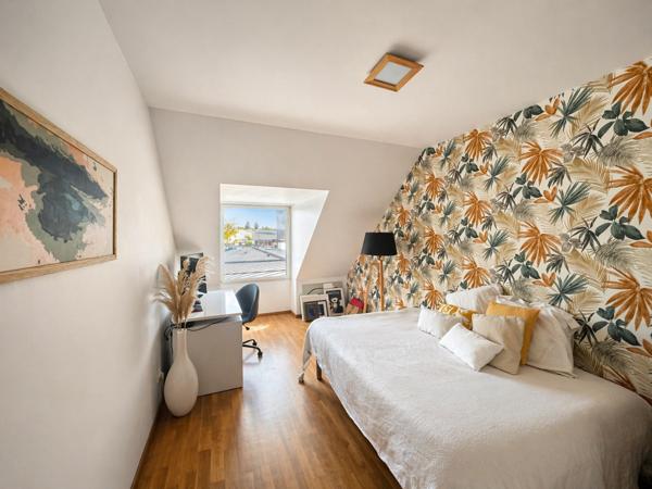 Appartement T4 de 109m2 avec sa grande terrasse - Proche Sèvre