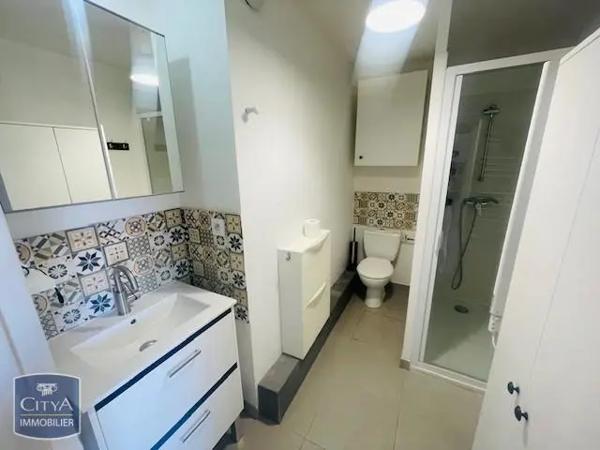 Appartement à louer 2 pièces 36.31m² Toulon (83200)