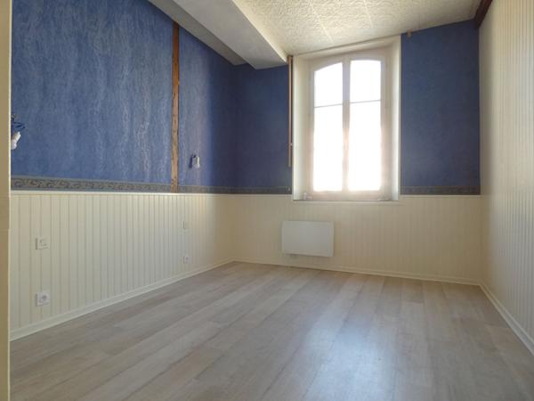 Appartement Neuville Aux Bois 3 pièce(s)