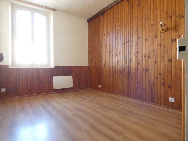 Appartement Neuville Aux Bois 3 pièce(s)