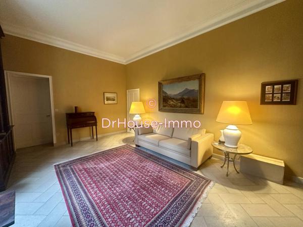 Maison à vendre 6 pièces de 350 m²