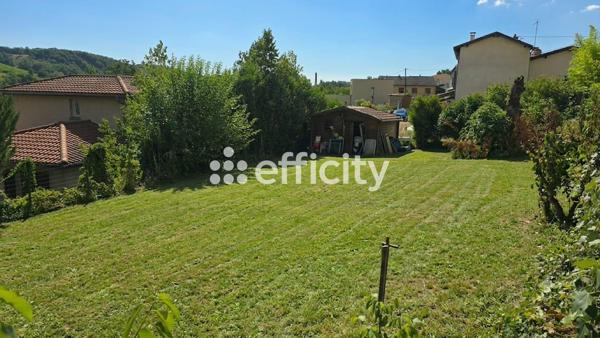 Terrain
        
        - 298 m² 95 000 € *