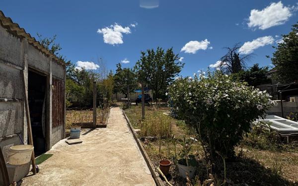 Maison à vendre    6 pièces •  Lussac-les-Châteaux