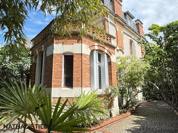 Orleans  St Marceau, a vendre  maison bourgeoise avec jardin