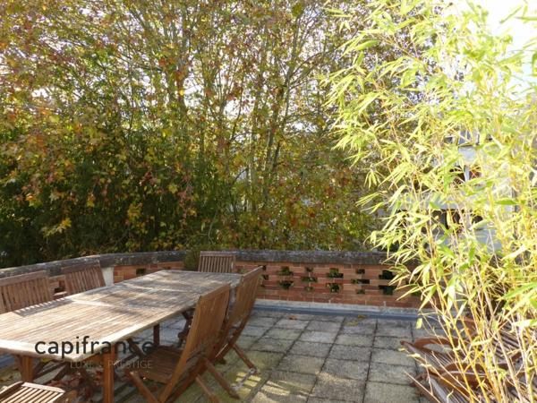 Orleans  St Marceau, a vendre  maison bourgeoise avec jardin