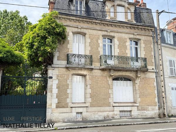 Orleans  St Marceau, a vendre  maison bourgeoise avec jardin