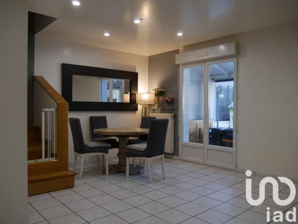 Maison à vendre 6 pièces 134 m² Saint-Thibault-des-Vignes