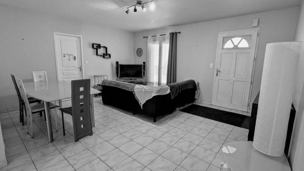 Maison de Plain-Pied 3 Chambres – Environnement calme et proche de tout