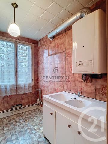 Appartement F3 à vendre  8 pièces - 61,82 m2 CREPY EN VALOIS - 60