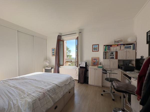 Appartement 3 pièces 83 m² - Jardin privatif 80 m2