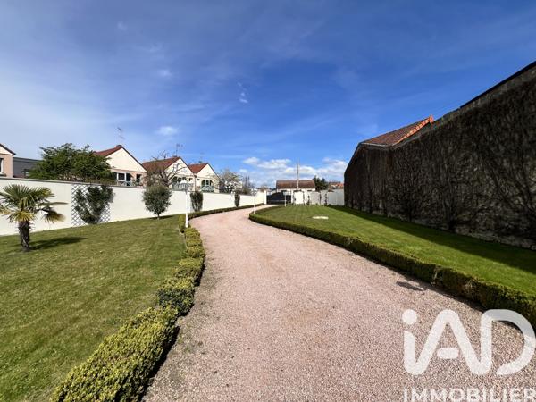 Maison à vendre 11 pièces 311 m² Varennes-sur-Allier
