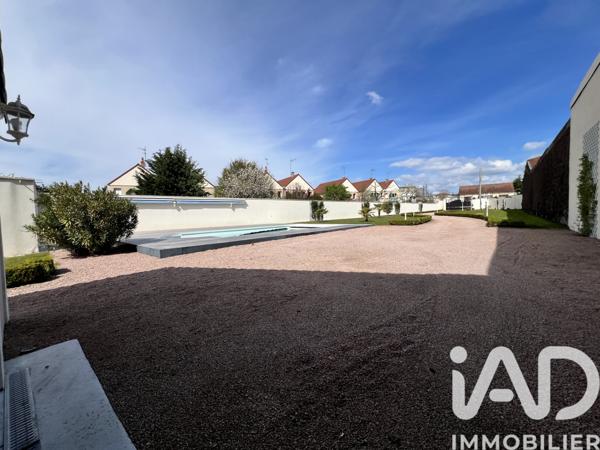 Maison à vendre 11 pièces 311 m² Varennes-sur-Allier