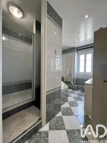 Maison à vendre 11 pièces 311 m² Varennes-sur-Allier