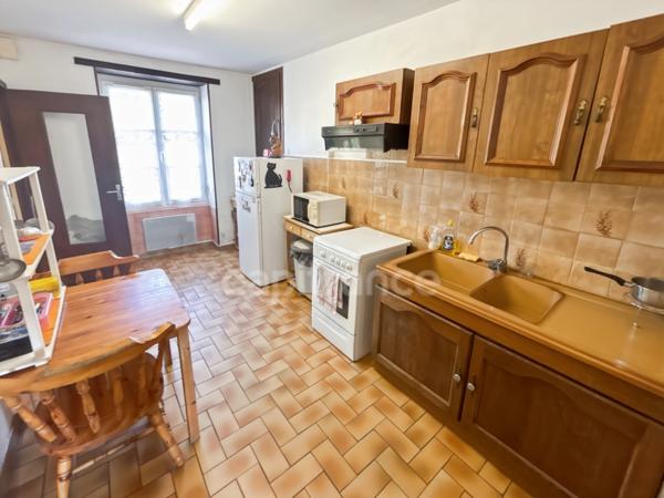 LOT DE 2 MAISONS A VENDRE FRESNAY SUR SARTHE ensemble immobilier de 2 MAISONS A VENDRE