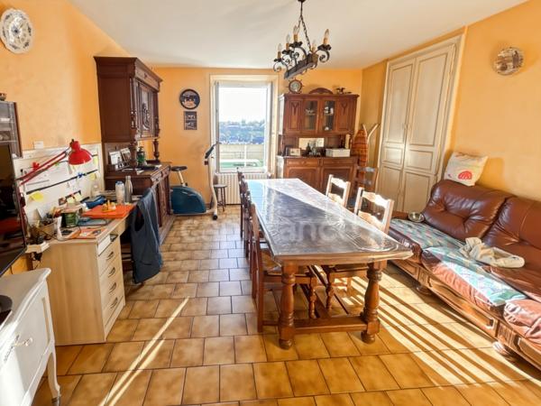 LOT DE 2 MAISONS A VENDRE FRESNAY SUR SARTHE ensemble immobilier de 2 MAISONS A VENDRE