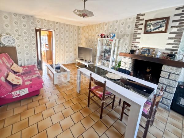 LOT DE 2 MAISONS A VENDRE FRESNAY SUR SARTHE ensemble immobilier de 2 MAISONS A VENDRE