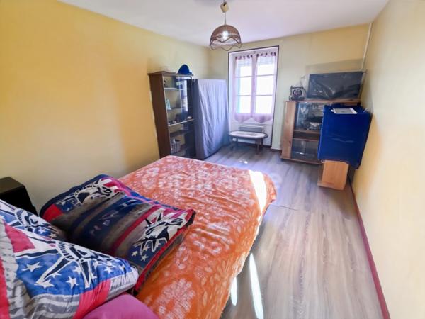 LOT DE 2 MAISONS A VENDRE FRESNAY SUR SARTHE ensemble immobilier de 2 MAISONS A VENDRE