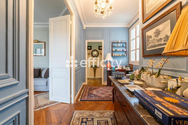 Appartement
         3 pièces
        - 103 m² Bien prestige