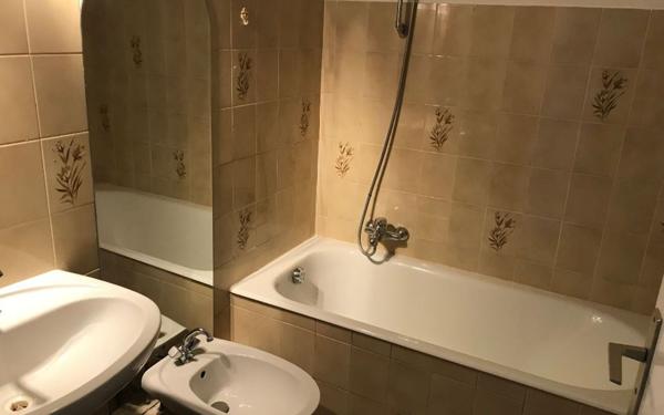 Appartement à louer    1 pièce •  Nice