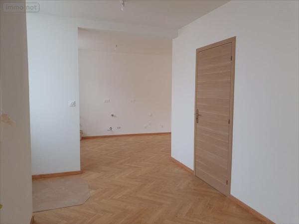 Maison restaurée à vendre à Saint-Martin-d'Ablois dans la Marne (51530), ref : 51025-1086947