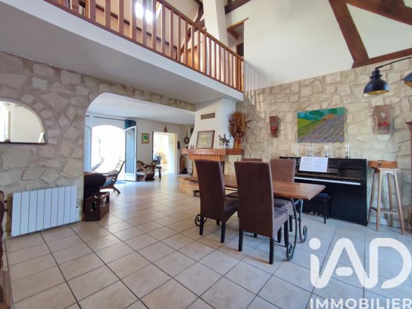 Maison à vendre 7 pièces 230 m² Tournan-en-Brie