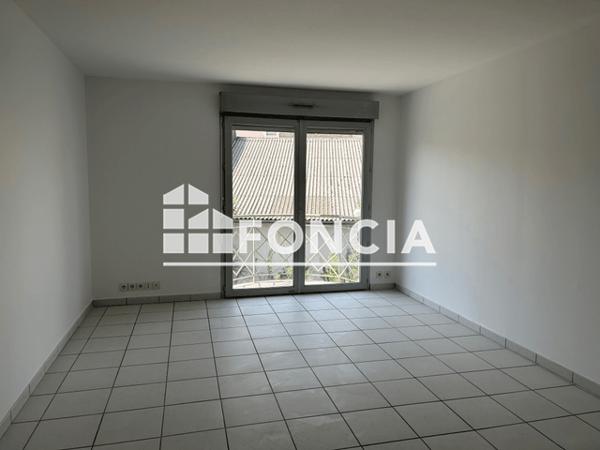 Location Appartement 2 pièces 53.82 m² - RUE DU DOCTEUR LANSAC Tarbes 65000