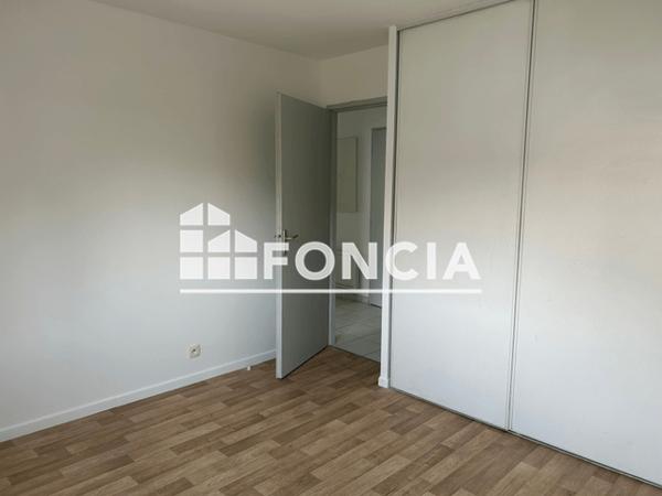 Location Appartement 2 pièces 53.82 m² - RUE DU DOCTEUR LANSAC Tarbes 65000