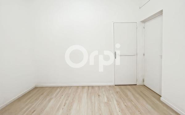 Appartement à louer    3 pièces • 76 m2 Marquise