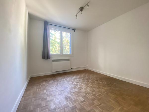 Beau T3 traversant avec garage boxé