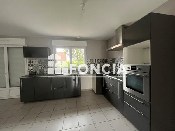 Location Maison 5 pièces 100.46 m² - 10 LOTISSEMENT LES MARETTES RUE DE LA PANNERIE Berville Sur Mer 27210