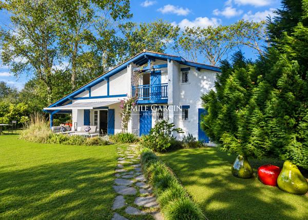 À vendre - Anglet - Maison avec jardin "Domaine de Brindos"