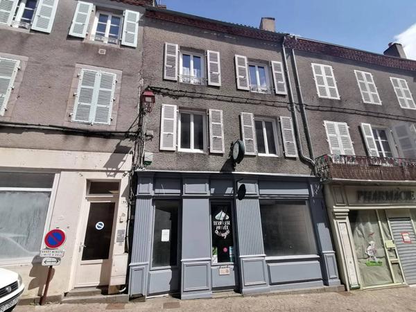 Immeuble de rapport et local commercial Le Dorat