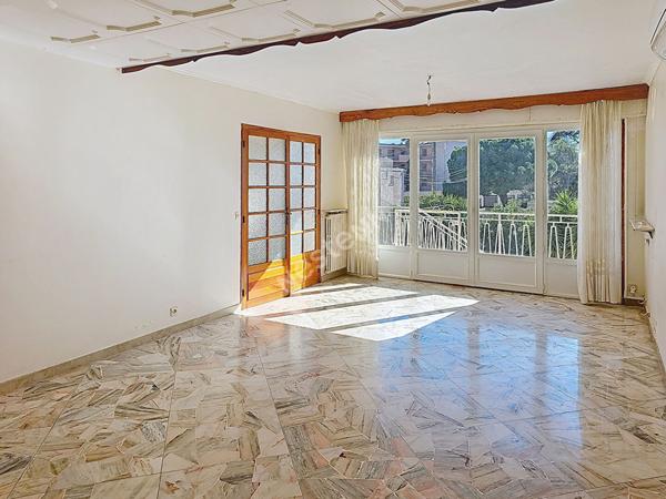 Ensemble immobilier Sanary Sur Mer 6 pièces - La Baou