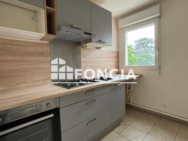 Location Appartement 3 pièces 60.17 m² - 4 B RUE DE LA REPUBLIQUE Mainvilliers 28300