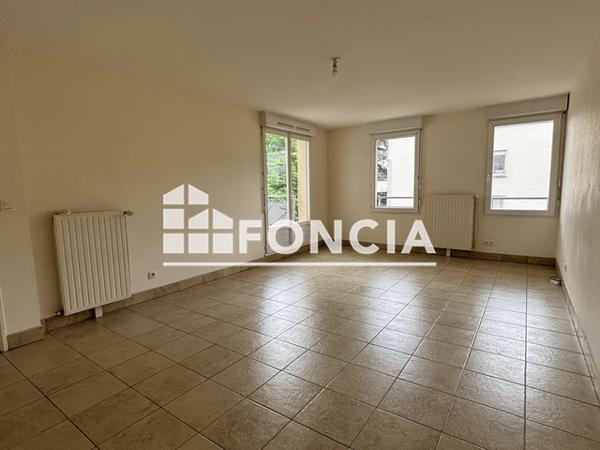 Location Appartement 3 pièces 60.17 m² - 4 B RUE DE LA REPUBLIQUE Mainvilliers 28300