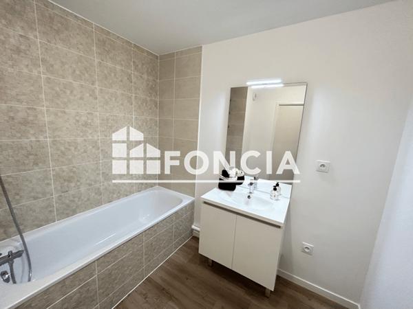 Location Appartement 3 pièces 71.93 m² - 3 RUE LUCIE AUBRAC Luce 28110