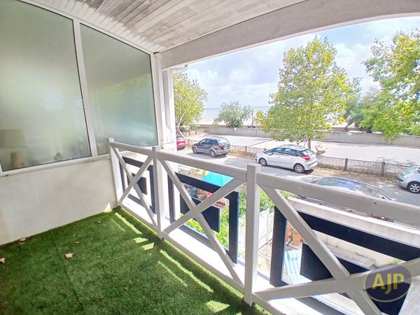Appartement à vendre Andernos Les Bains - 4 pièces, 91m² avec 2 chambre(s) à 547 000€ - AJP Immobilier Andernos les Bains