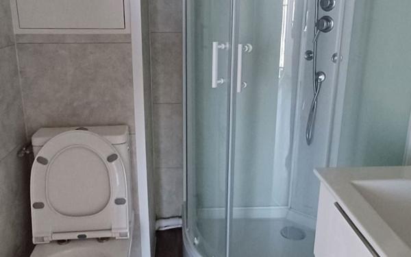 Appartement à vendre    2 pièces • 28 m2 Arcachon