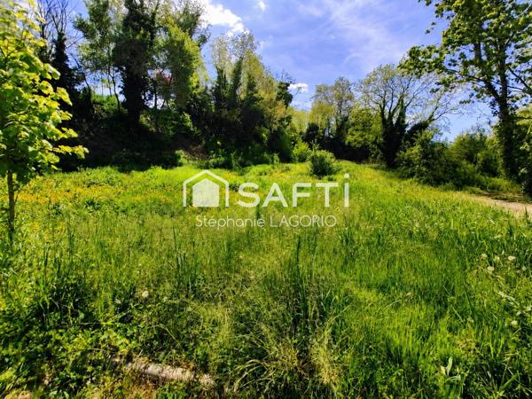 Terrain à bâtir viabilisé de 1353 m²