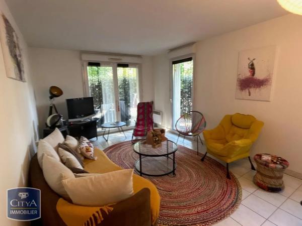 Appartement à louer 3 pièces 71.32m² Bruges (33520)