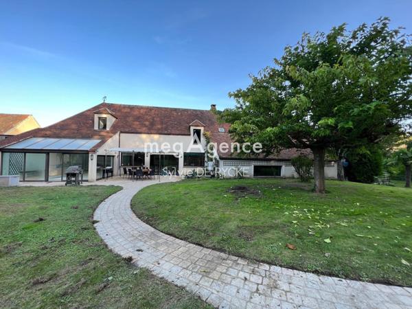 Maison à Paron, 89100 - 9 pièces 367m²
