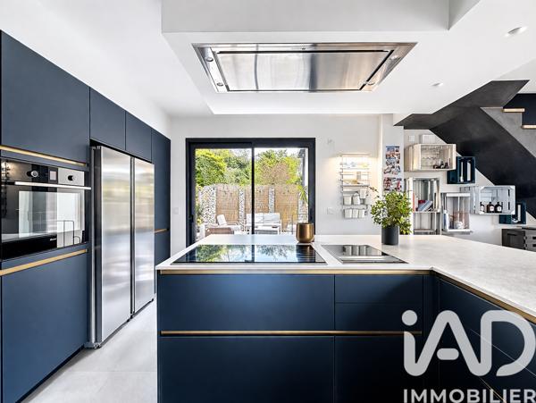 Maison à vendre 5 pièces 163 m² Freneuse