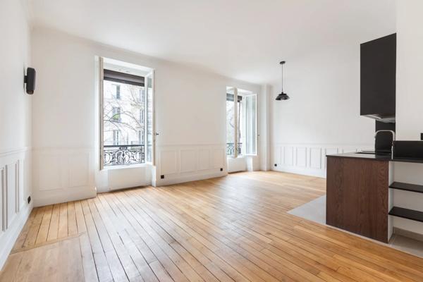 Appartement Paris 7e - TOUR-MAUBOURG