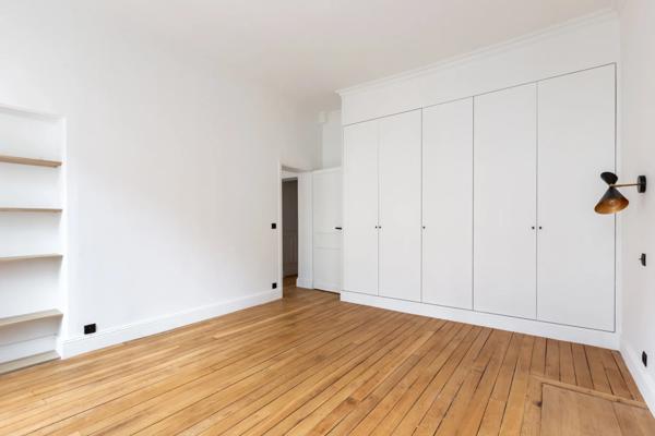 Appartement Paris 7e - TOUR-MAUBOURG