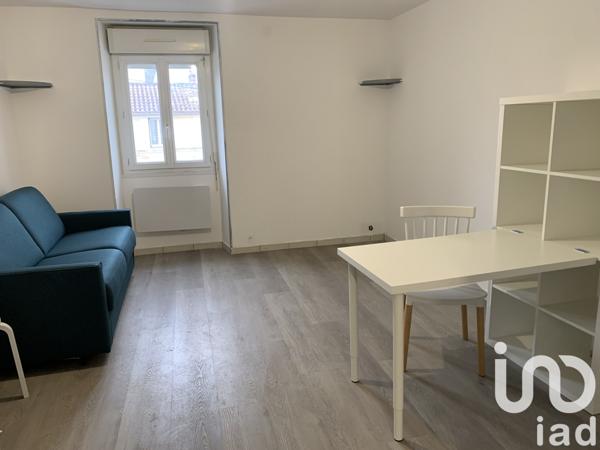 Location appartement 1 pièce 20 m² Angoulême