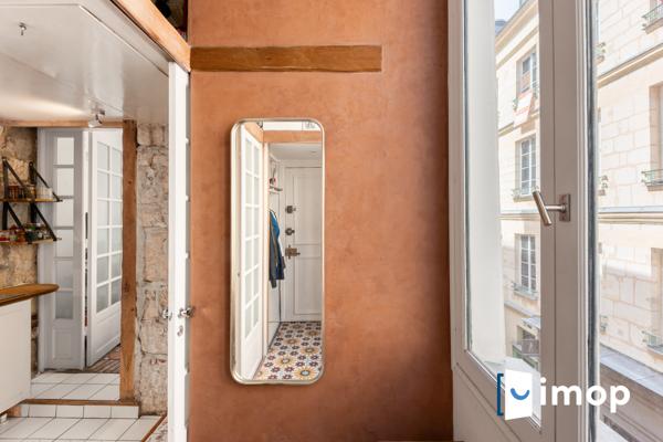 Idéalement placé. Ambiance contemporaine avec charme de l'ancien